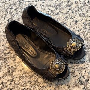 Burberry Black Leather Ballet Flats with Gold Logo Medallion